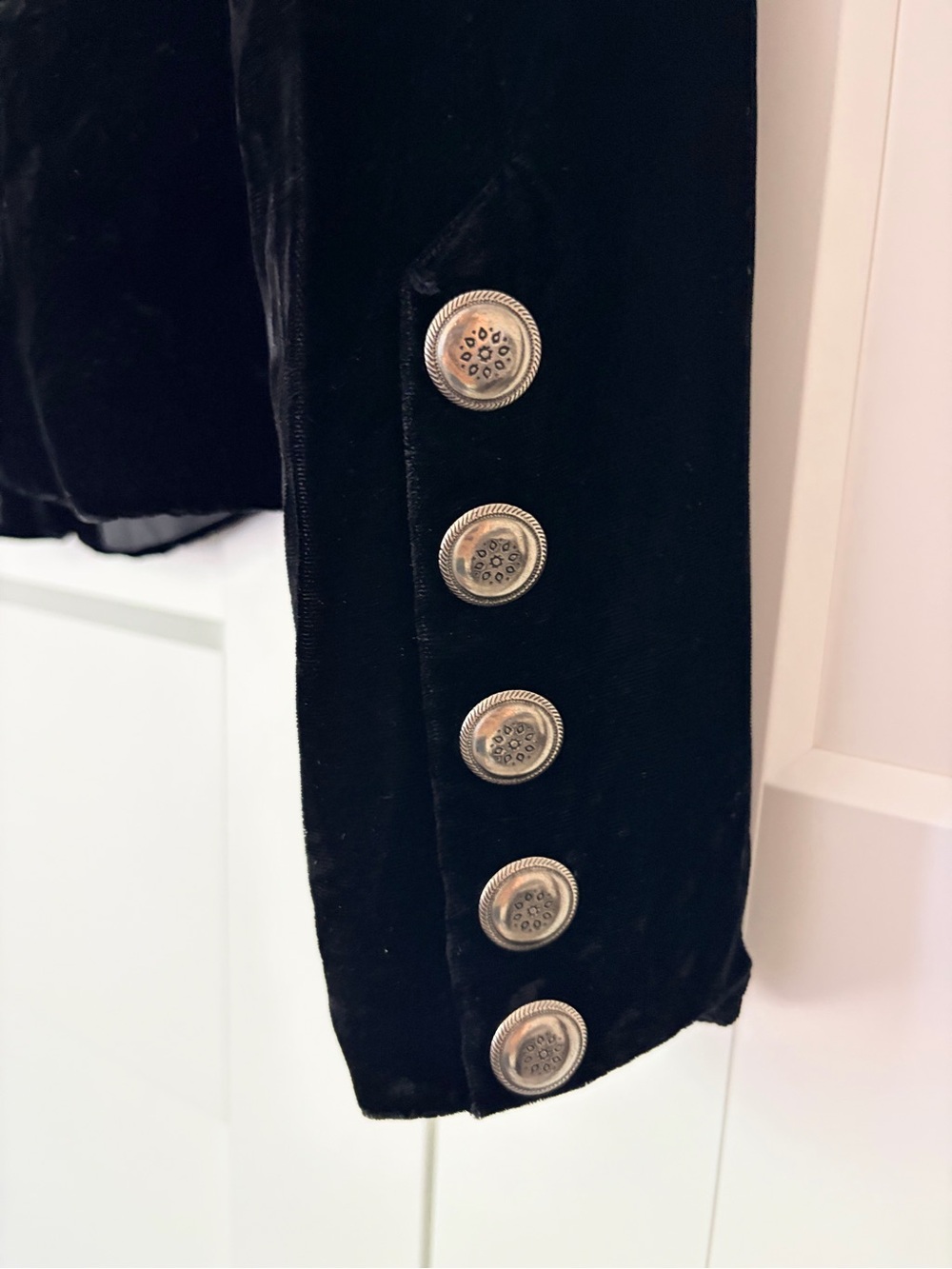 Lucia Lukken Broomskirts Women's Black Velvet Button-Front Blazer Jacket | M - Picture 4 of 6